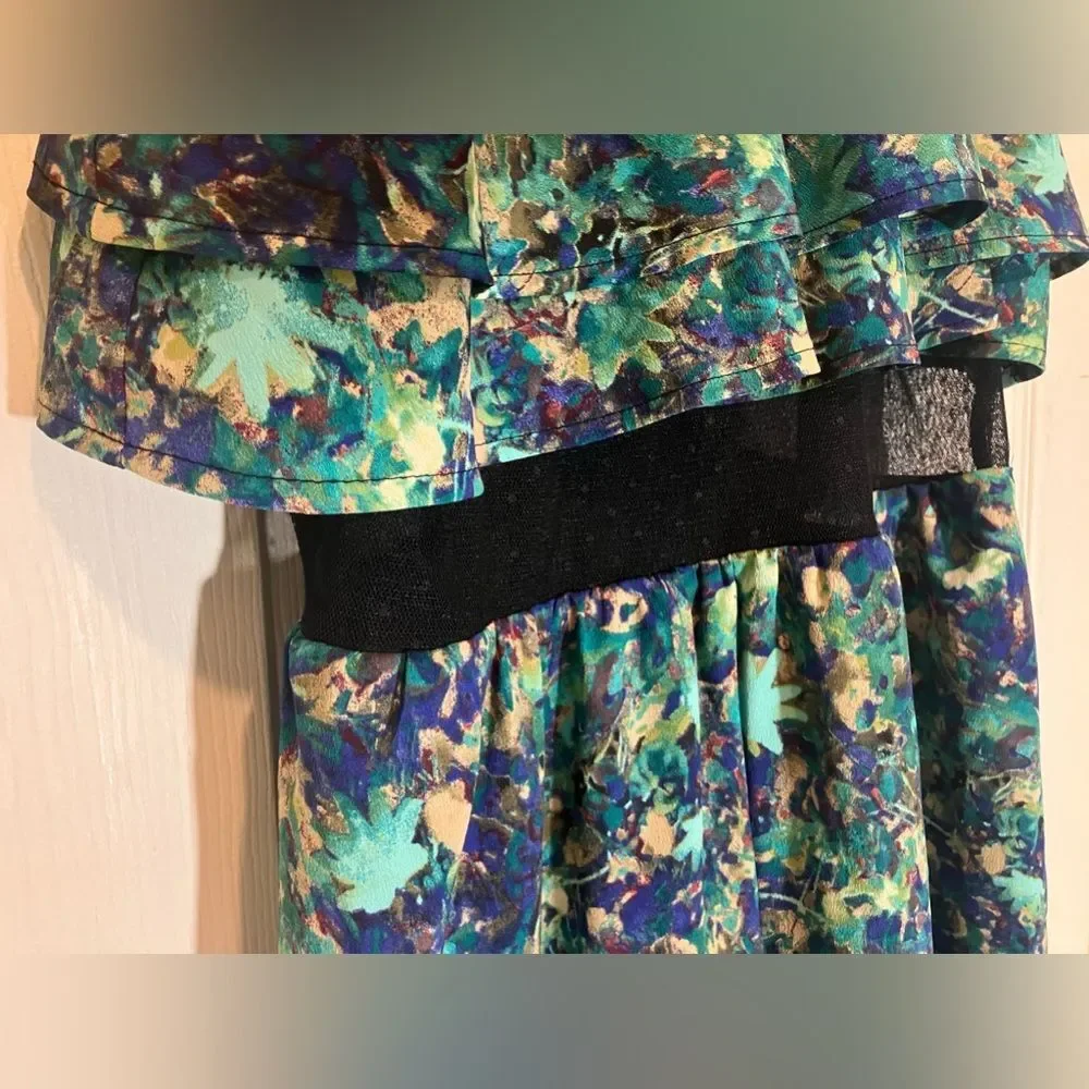 Princess Vera Wang, mini dress, opaque midsection, excellent condition, size 13
